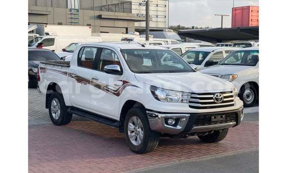 Ra Imported Toyota Hilux funfun Ọkọ̀ in Import - Dubai ni Ashanti Ra Imported Toyota Hilux funfun Ọkọ̀ in Import - Dubai ni Ashanti