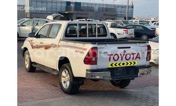 Ra Imported Toyota Hilux funfun Ọkọ̀ in Import - Dubai ni Ashanti Ra Imported Toyota Hilux funfun Ọkọ̀ in Import - Dubai ni Ashanti
