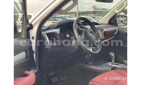 Ra Imported Toyota Hilux funfun Ọkọ̀ in Import - Dubai ni Ashanti Ra Imported Toyota Hilux funfun Ọkọ̀ in Import - Dubai ni Ashanti