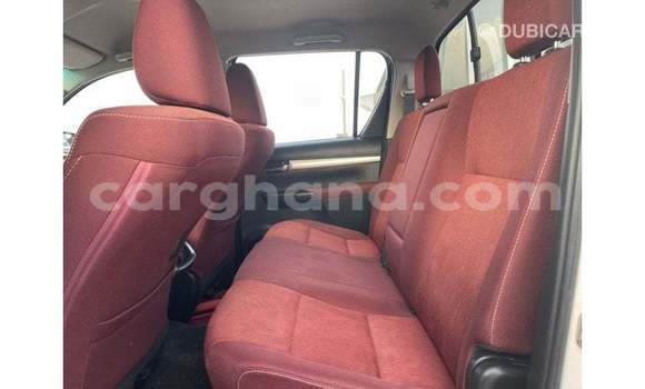 Ra Imported Toyota Hilux funfun Ọkọ̀ in Import - Dubai ni Ashanti Ra Imported Toyota Hilux funfun Ọkọ̀ in Import - Dubai ni Ashanti