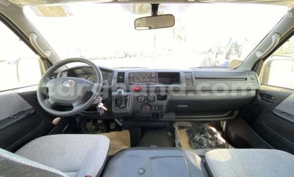 Buy Import Toyota Hiace White Car in Import - Dubai in Ashanti Buy Import Toyota Hiace White Car in Import - Dubai in Ashanti