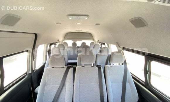 Buy Import Toyota Hiace White Car in Import - Dubai in Ashanti Buy Import Toyota Hiace White Car in Import - Dubai in Ashanti