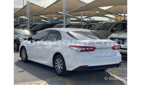 Ra Imported Toyota Camry funfun Ọkọ̀ in Import - Dubai ni Ashanti Ra Imported Toyota Camry funfun Ọkọ̀ in Import - Dubai ni Ashanti