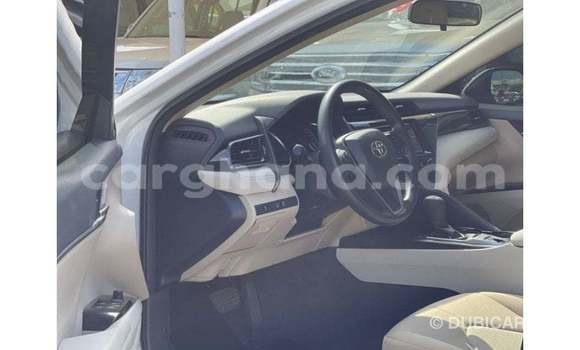 Ra Imported Toyota Camry funfun Ọkọ̀ in Import - Dubai ni Ashanti Ra Imported Toyota Camry funfun Ọkọ̀ in Import - Dubai ni Ashanti