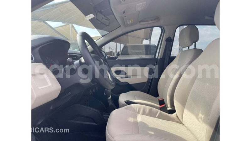 Big with watermark renault duster ashanti import dubai 53182