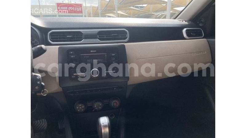 Big with watermark renault duster ashanti import dubai 53182