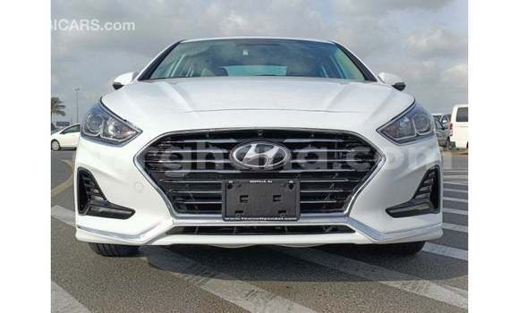 Buy Import Hyundai Sonata White Car in Import - Dubai in Ashanti Buy Import Hyundai Sonata White Car in Import - Dubai in Ashanti