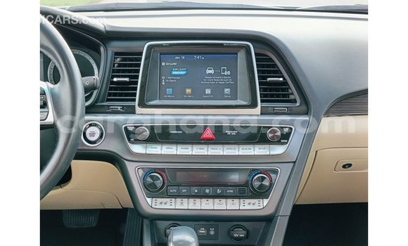 Buy Import Hyundai Sonata White Car in Import - Dubai in Ashanti Buy Import Hyundai Sonata White Car in Import - Dubai in Ashanti