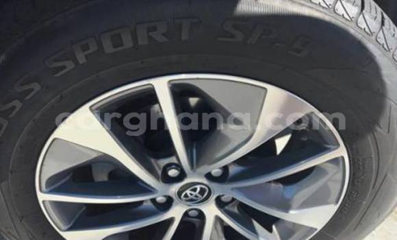 Sayi Na hannu Toyota RAV4 White Mota in Accra a Greater Accra Sayi Na hannu Toyota RAV4 White Mota in Accra a Greater Accra