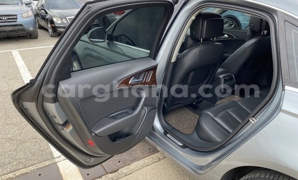 Ra Àlòkù Audi A6 allroad Blue Ọkọ̀ in Accra ni Greater Accra Ra Àlòkù Audi A6 allroad Blue Ọkọ̀ in Accra ni Greater Accra