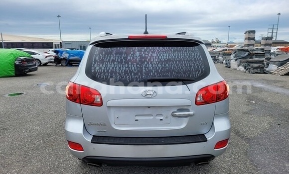 Sayi Na hannu Hyundai Santa Fe Azurfa Mota in Accra a Greater Accra Sayi Na hannu Hyundai Santa Fe Azurfa Mota in Accra a Greater Accra