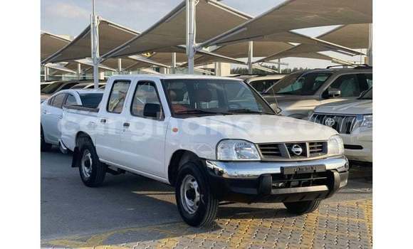 Ra Imported Nissan Pickup funfun Ọkọ̀ in Import - Dubai ni Ashanti Ra Imported Nissan Pickup funfun Ọkọ̀ in Import - Dubai ni Ashanti