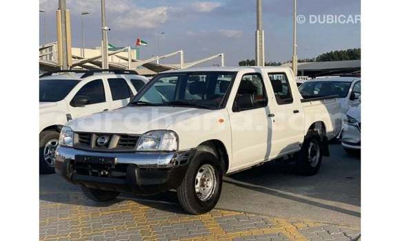 Ra Imported Nissan Pickup funfun Ọkọ̀ in Import - Dubai ni Ashanti Ra Imported Nissan Pickup funfun Ọkọ̀ in Import - Dubai ni Ashanti