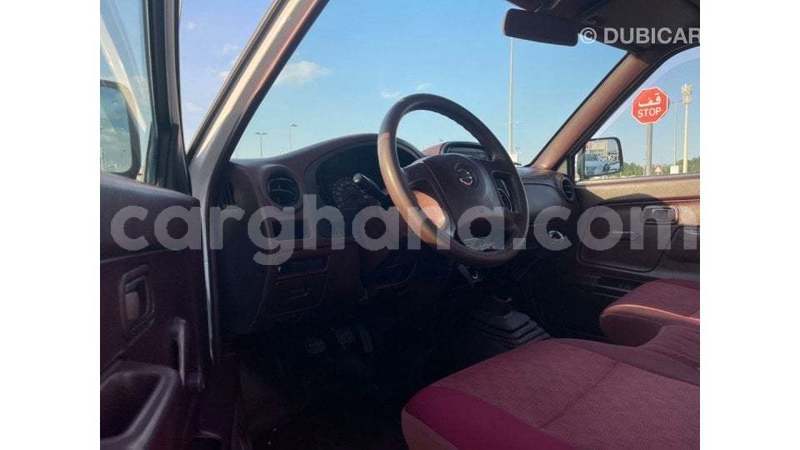 Big with watermark nissan pickup ashanti import dubai 53205