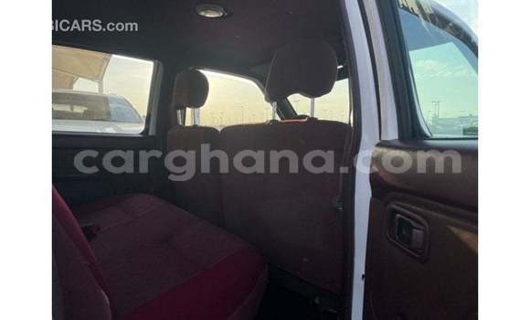 Ra Imported Nissan Pickup funfun Ọkọ̀ in Import - Dubai ni Ashanti Ra Imported Nissan Pickup funfun Ọkọ̀ in Import - Dubai ni Ashanti