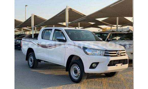 Ra Imported Toyota Hilux funfun Ọkọ̀ in Import - Dubai ni Ashanti Ra Imported Toyota Hilux funfun Ọkọ̀ in Import - Dubai ni Ashanti