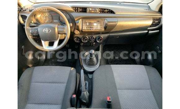 Ra Imported Toyota Hilux funfun Ọkọ̀ in Import - Dubai ni Ashanti Ra Imported Toyota Hilux funfun Ọkọ̀ in Import - Dubai ni Ashanti