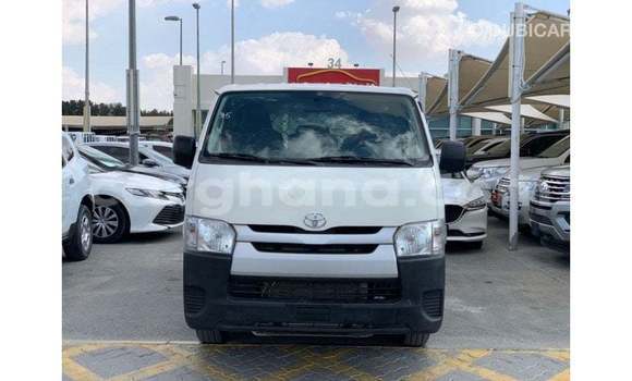 Ra Imported Toyota Hiace funfun Ọkọ̀ in Import - Dubai ni Ashanti Ra Imported Toyota Hiace funfun Ọkọ̀ in Import - Dubai ni Ashanti