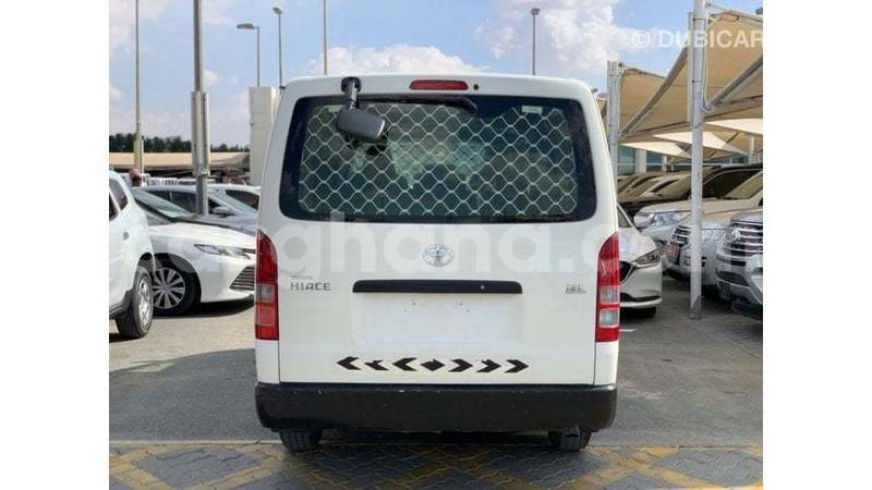 Big with watermark toyota hiace ashanti import dubai 53208