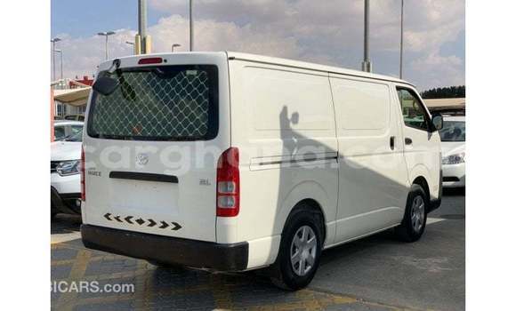 Ra Imported Toyota Hiace funfun Ọkọ̀ in Import - Dubai ni Ashanti Ra Imported Toyota Hiace funfun Ọkọ̀ in Import - Dubai ni Ashanti