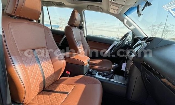 Buy Used Toyota Land Cruiser Prado White Car in Accra in Greater Accra Buy Used Toyota Land Cruiser Prado White Car in Accra in Greater Accra