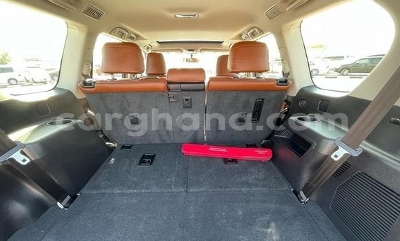 Sayi Na hannu Toyota Land Cruiser Prado White Mota in Accra a Greater Accra Sayi Na hannu Toyota Land Cruiser Prado White Mota in Accra a Greater Accra