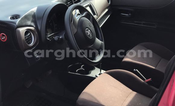 Ra Àlòkù Toyota Vitz Miiran Ọkọ̀ in Iwọn didun ni Oorun Ra Àlòkù Toyota Vitz Miiran Ọkọ̀ in Iwọn didun ni Oorun