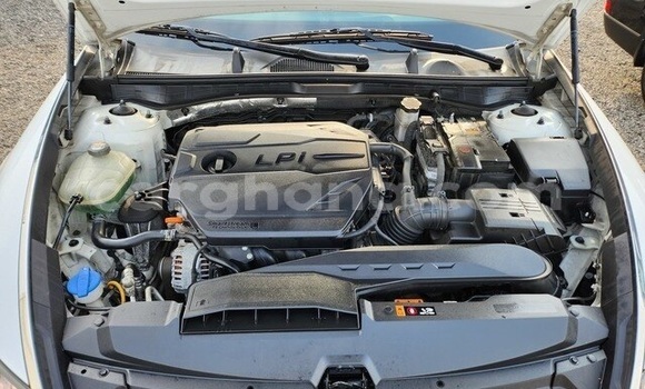 Sayi Na hannu Hyundai Sonata White Mota in Accra a Greater Accra Sayi Na hannu Hyundai Sonata White Mota in Accra a Greater Accra