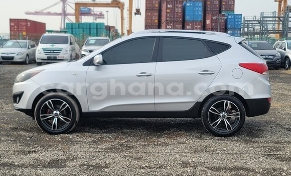 Sayi Na hannu Hyundai Tucson Azurfa Mota in Accra a Greater Accra Sayi Na hannu Hyundai Tucson Azurfa Mota in Accra a Greater Accra