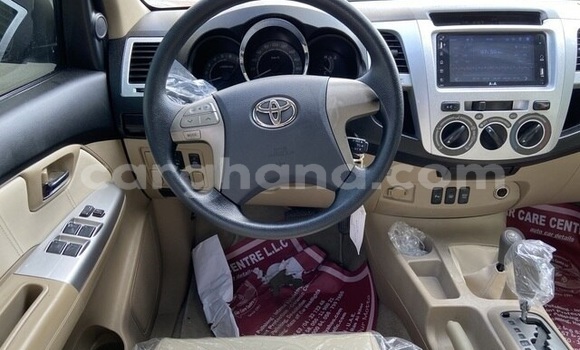 Sayi Na hannu Toyota Fortuner Brown Mota in Accra a Greater Accra Sayi Na hannu Toyota Fortuner Brown Mota in Accra a Greater Accra