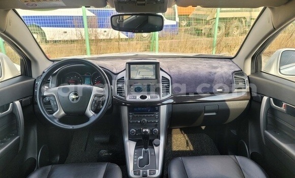 Buy Used Chevrolet Captiva White Car in Accra in Greater Accra Buy Used Chevrolet Captiva White Car in Accra in Greater Accra