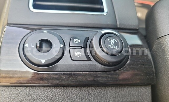 Buy Used Chevrolet Captiva White Car in Accra in Greater Accra Buy Used Chevrolet Captiva White Car in Accra in Greater Accra