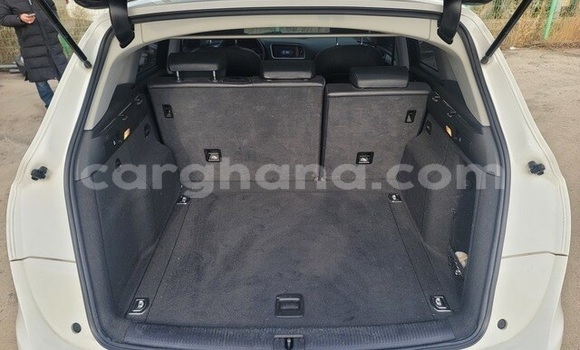 Sayi Na hannu Audi Q5 White Mota in Accra a Greater Accra Sayi Na hannu Audi Q5 White Mota in Accra a Greater Accra