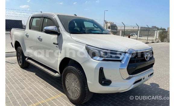 Ra Imported Toyota Hilux funfun Ọkọ̀ in Import - Dubai ni Ashanti Ra Imported Toyota Hilux funfun Ọkọ̀ in Import - Dubai ni Ashanti