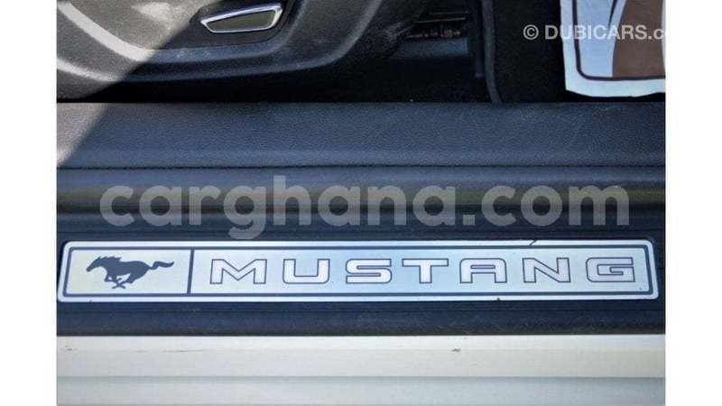 Big with watermark ford mustang ashanti import dubai 53239