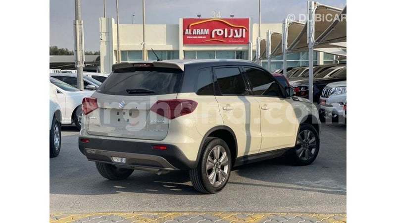 Big with watermark suzuki vitara ashanti import dubai 53246