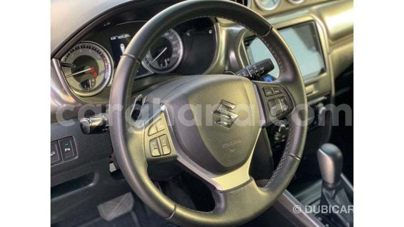 Big with watermark suzuki vitara ashanti import dubai 53246