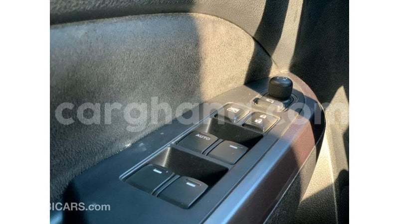 Big with watermark suzuki vitara ashanti import dubai 53246