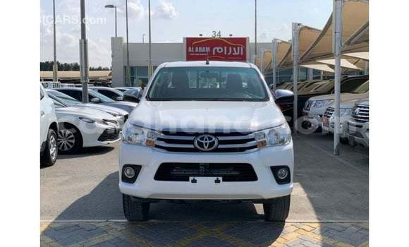 Ra Imported Toyota Hilux funfun Ọkọ̀ in Import - Dubai ni Ashanti Ra Imported Toyota Hilux funfun Ọkọ̀ in Import - Dubai ni Ashanti