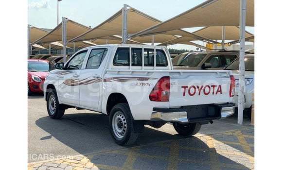Ra Imported Toyota Hilux funfun Ọkọ̀ in Import - Dubai ni Ashanti Ra Imported Toyota Hilux funfun Ọkọ̀ in Import - Dubai ni Ashanti