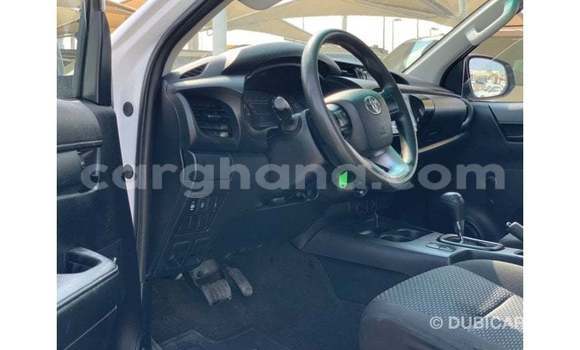 Ra Imported Toyota Hilux funfun Ọkọ̀ in Import - Dubai ni Ashanti Ra Imported Toyota Hilux funfun Ọkọ̀ in Import - Dubai ni Ashanti