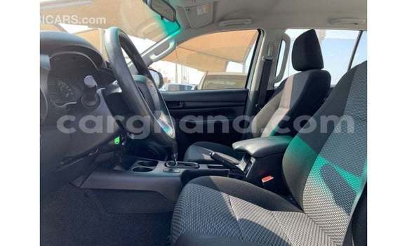 Ra Imported Toyota Hilux funfun Ọkọ̀ in Import - Dubai ni Ashanti Ra Imported Toyota Hilux funfun Ọkọ̀ in Import - Dubai ni Ashanti