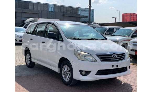 Sayi Imported Toyota Innova White Mota in Import - Dubai a Ashanti Sayi Imported Toyota Innova White Mota in Import - Dubai a Ashanti