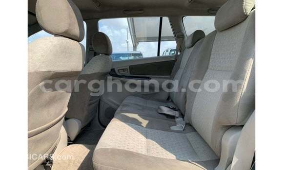 Sayi Imported Toyota Innova White Mota in Import - Dubai a Ashanti Sayi Imported Toyota Innova White Mota in Import - Dubai a Ashanti