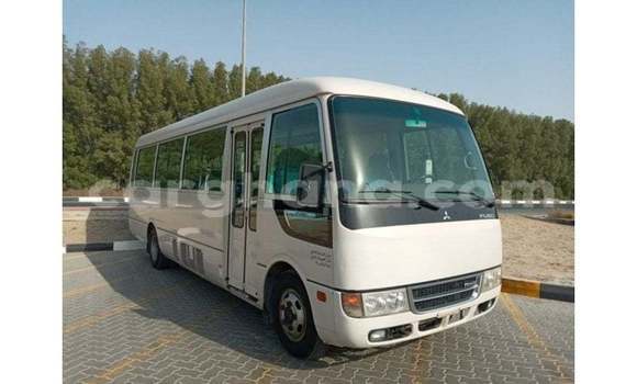 Buy Import Mitsubishi Carisma White Car in Import - Dubai in Ashanti Buy Import Mitsubishi Carisma White Car in Import - Dubai in Ashanti