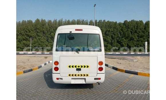 Buy Import Mitsubishi Carisma White Car in Import - Dubai in Ashanti Buy Import Mitsubishi Carisma White Car in Import - Dubai in Ashanti