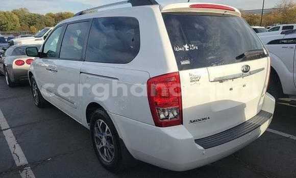 Buy Used Kia Sedona White Car in Tema in Greater Accra Buy Used Kia Sedona White Car in Tema in Greater Accra