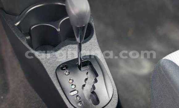 Sayi Na hannu Toyota Yaris Blue Mota in Tema a Greater Accra Sayi Na hannu Toyota Yaris Blue Mota in Tema a Greater Accra