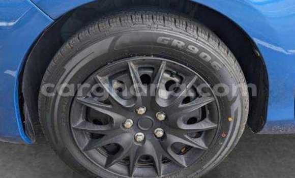 Sayi Na hannu Toyota Yaris Blue Mota in Tema a Greater Accra Sayi Na hannu Toyota Yaris Blue Mota in Tema a Greater Accra