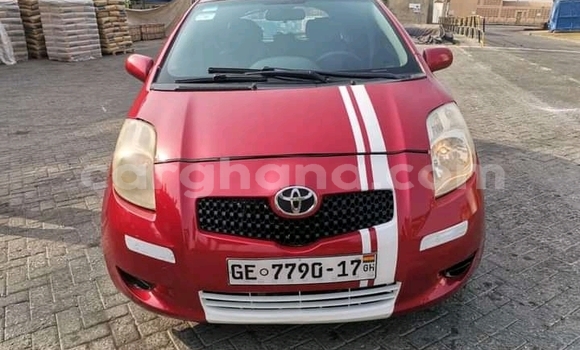 Ra Àlòkù Toyota Yaris Red Ọkọ̀ in Accra ni Greater Accra Ra Àlòkù Toyota Yaris Red Ọkọ̀ in Accra ni Greater Accra